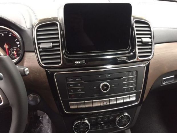 【三亿体育官网】漯河市郾城区新店镇中心幼儿园:喜气洋洋赶大集(图1) 三亿体育官网